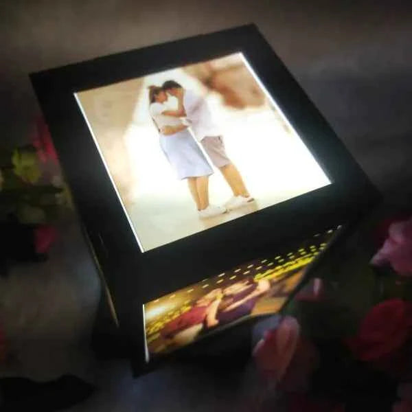 Customized Wooden Rotating Photo Lamp